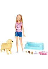 Barbie y Sus Perritos Sorpresa Mattel FDD43