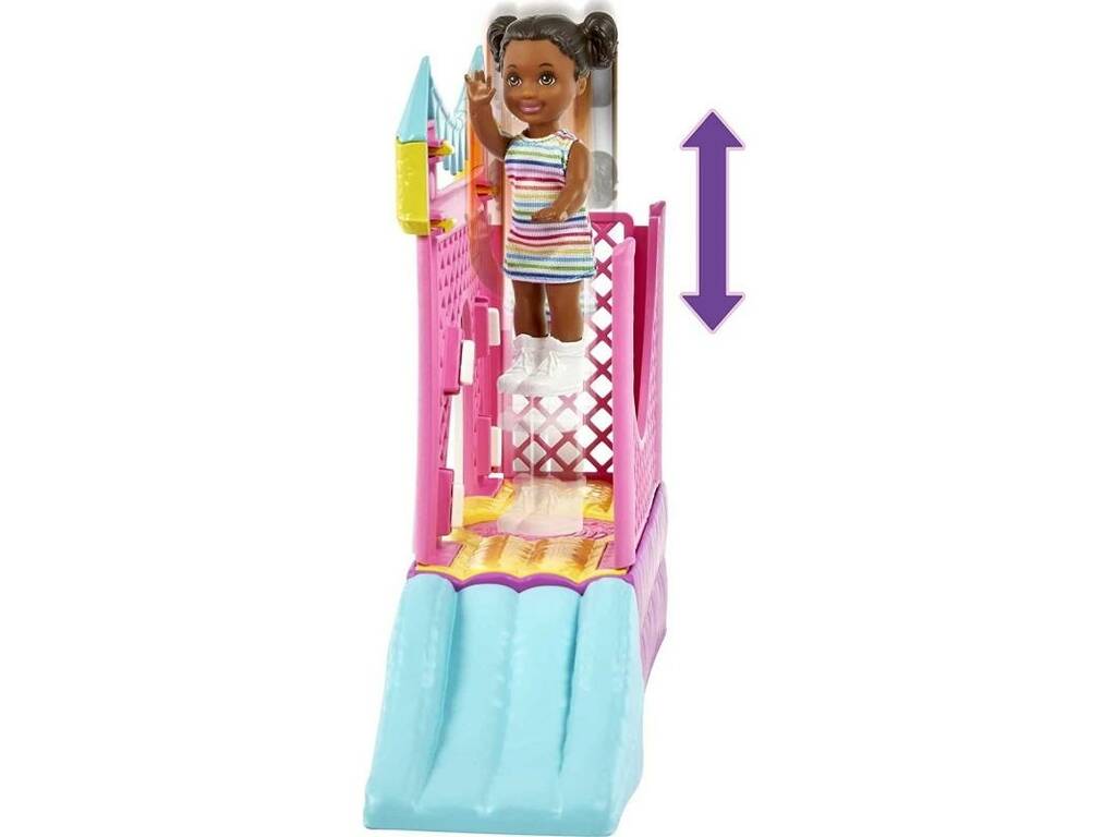 Barbie Skipper Babysitter avec château gonflable Mattel HHB67