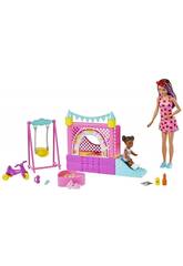 Barbie Skipper Babysitter avec chteau gonflable Mattel HHB67