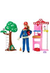 Mattel Feuerwehrmann Barbie mit Feuerwache HRG55