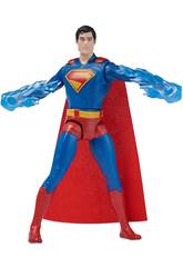 Superman DC Studios Figura Epic Strike Superman de 15 cm