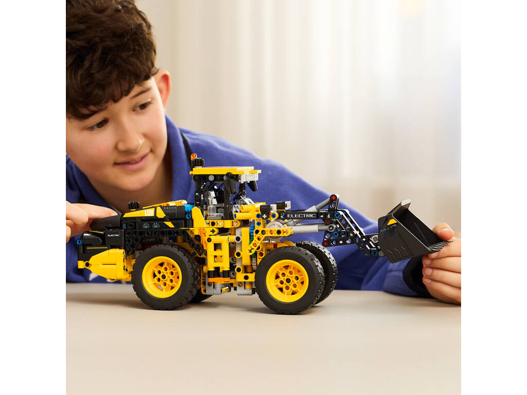 Lego Technic Chargeur sur pneus Volvo L120 Electric
