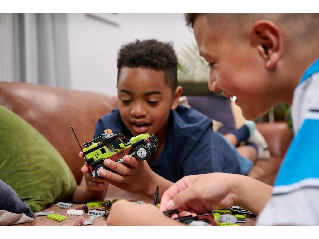 Zuru Max Œuf Dino Adventure Raptor Force avec 252 pièces
