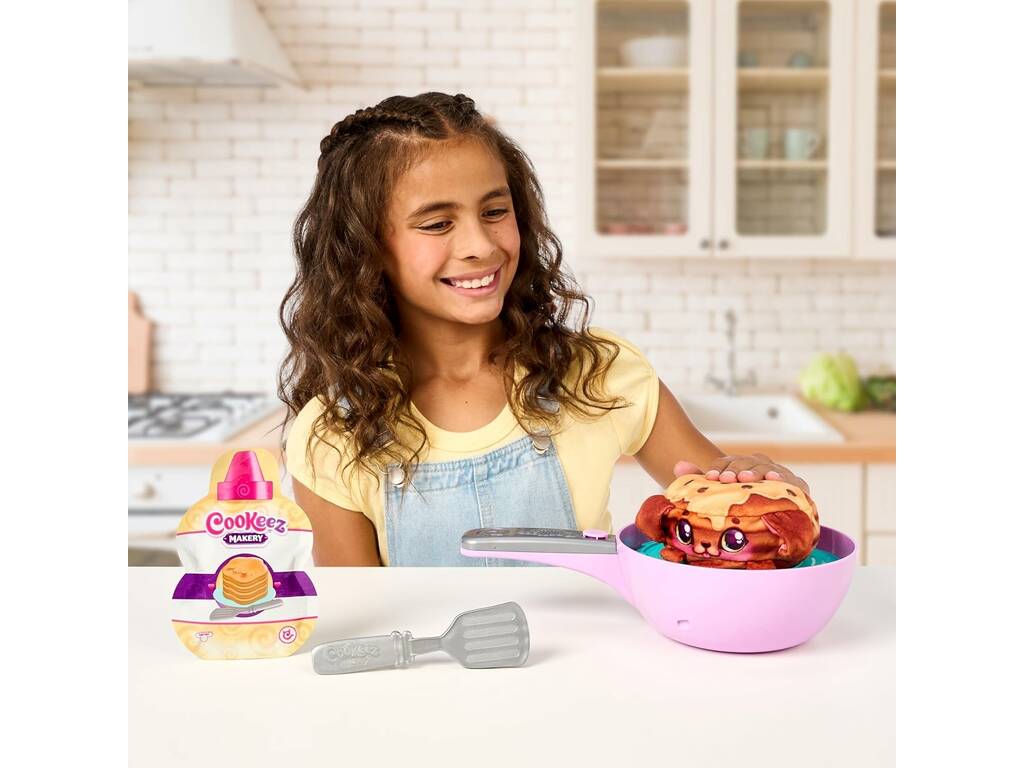 Cookeez Makery Sartén Mágica Pancake Treatz con Peluche Sorpresa
