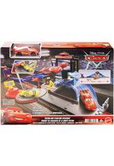 Cars Circuito de Acrobacias de la Copa Pistón con Rayo McQueen