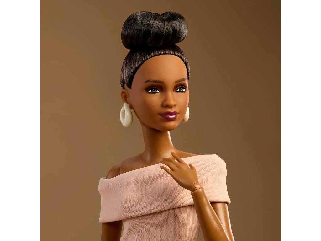 Barbie Signature Muñeca Barbie Basics Model 08
