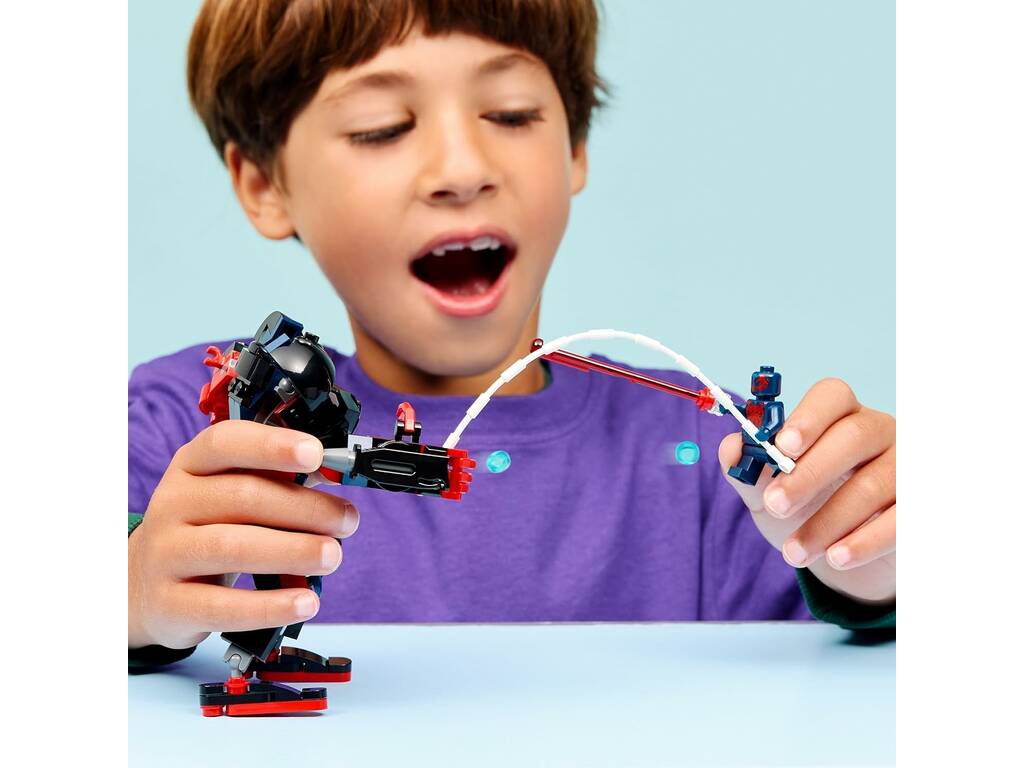 Lego Marvel Armatura Robotica di Miles Morales vs Spiderman 2099