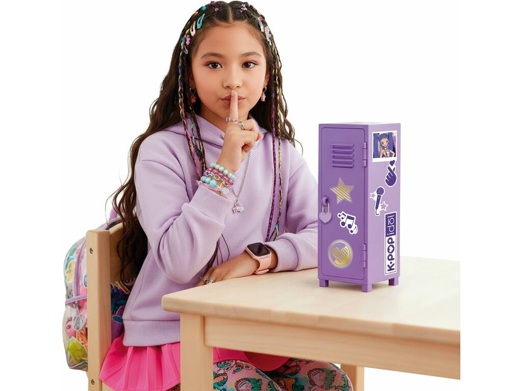 Vitrine pour idole de K-Pop avec accessoires