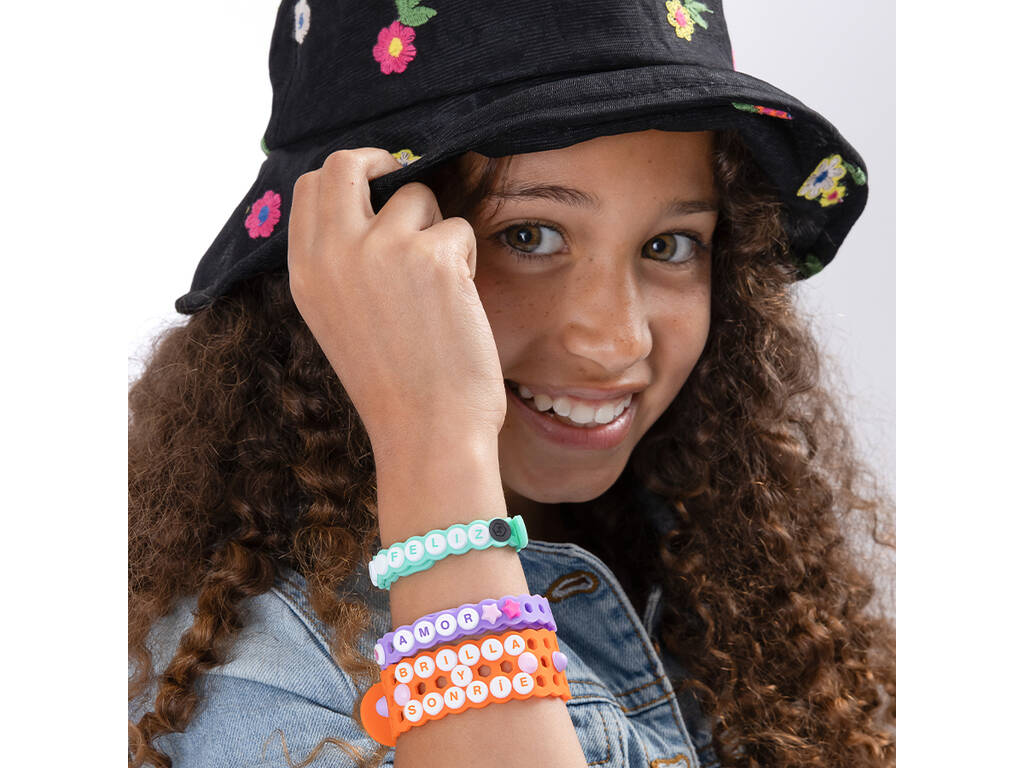 Lot de bracelets d'amitié Jelly Bands avec 200 breloques